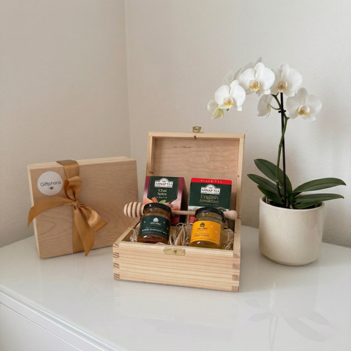 Tea & Honey Gift Box