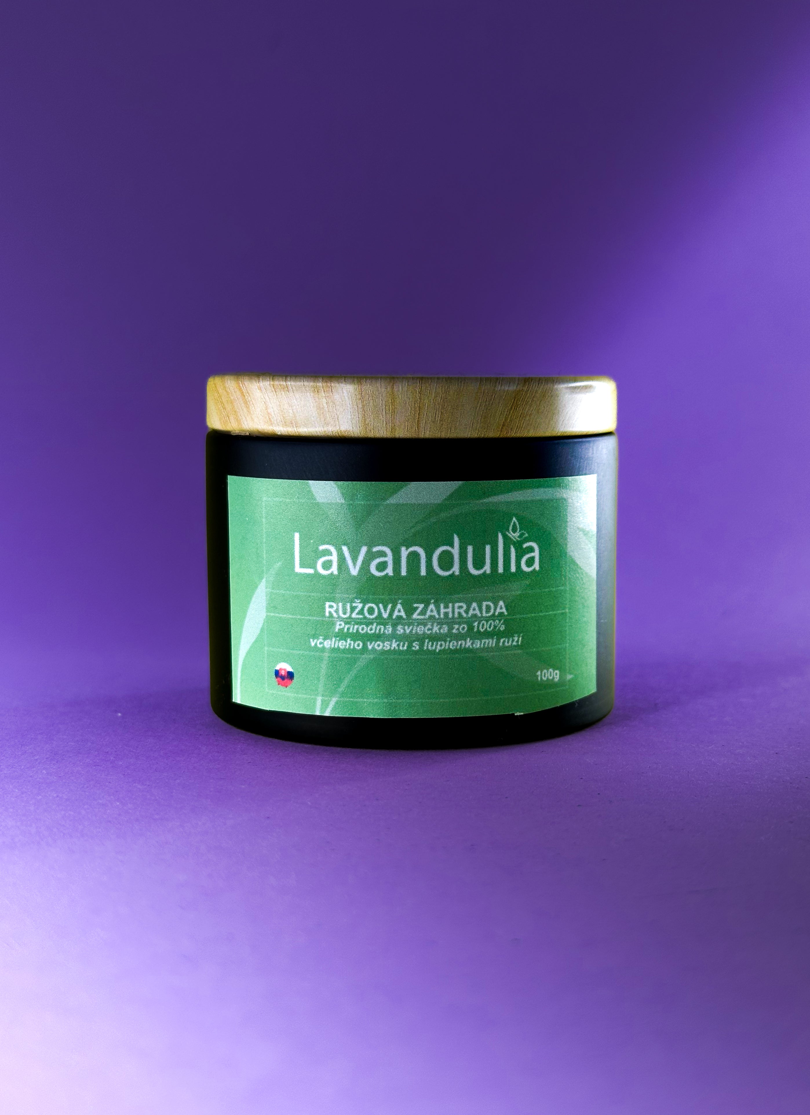 Rose Garden – natural candle made of 100% beeswax with roses